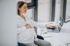 Нужно ли прекратить назначенное испытание при приеме на работу, если работница беременна?